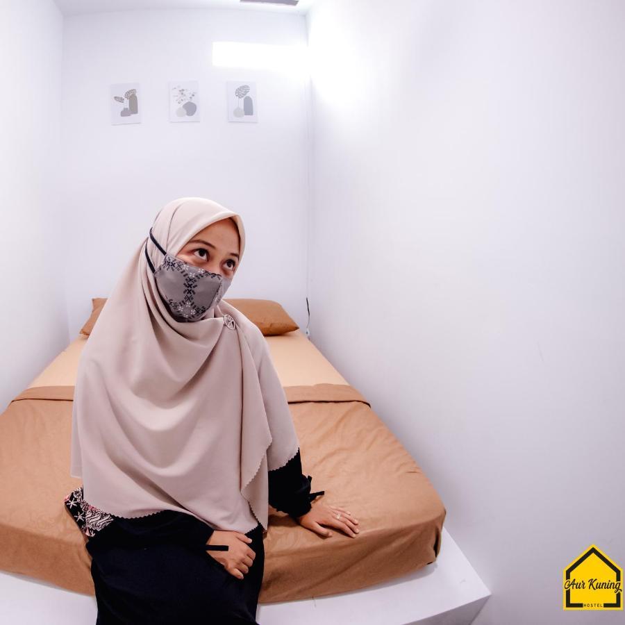 Aur Kuning Hostel Syariah بوغيتّينغي المظهر الخارجي الصورة